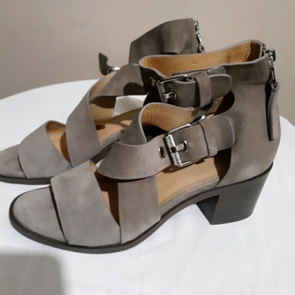 Rag and Bone Madrid Sandal - Picture 3 of 8